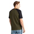 thumbnail image 2 of Umbro - Camiseta Core Raglan para Hombre (Noche del Bosque, Negro), 2 of 4