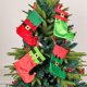 thumbnail image 2 of Xiao Hua 6 medias navideñas de fieltro con medias colgantes para chimenea para decoración navideña familiar, regalos de fiesta de Navidad, C, 2 of 4