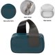 thumbnail image 3 of Bolsa de almacenamiento de cosméticos: bolsa de viaje con acabado para artículos de tocador con material de PVC y diseño de color sólido, 3 of 5