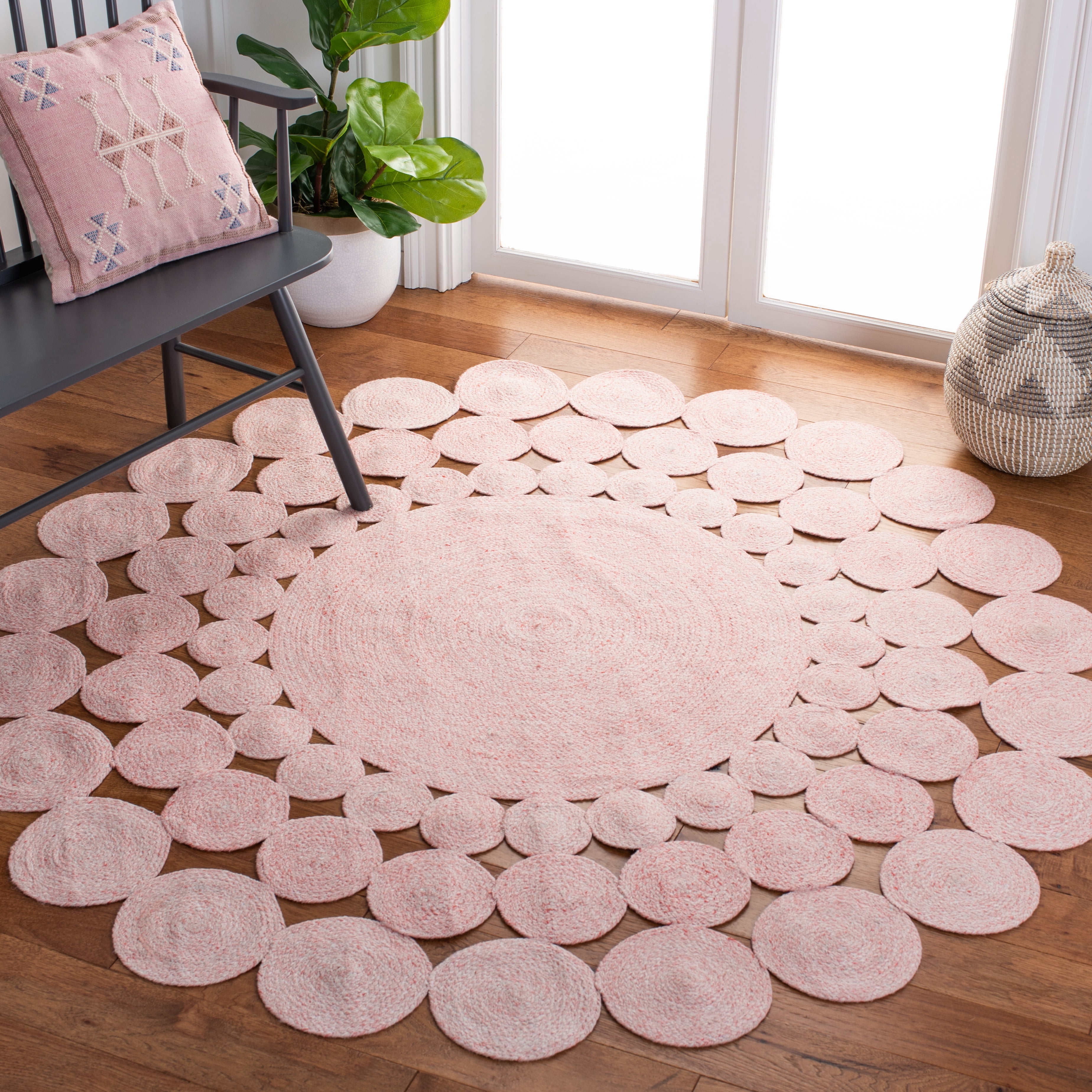 SAFAVIEH Cape Cod Damjana Abstract Dots Polyester Area Rug, Pink, 4' x 4' Round