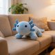 thumbnail image 1 of Lindo peluche de salamandra de cuatro patas | Peluche suave | Ojos grandes y expresión sonriente | Decoración infantil | Multicolor, 1 of 6