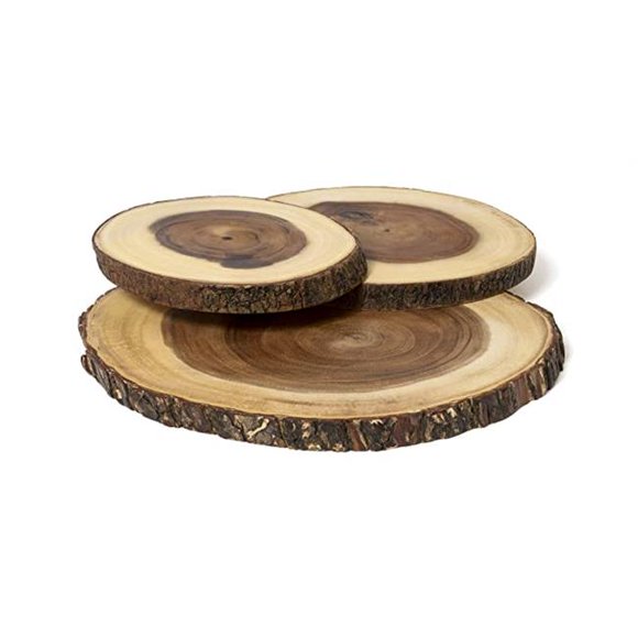Lipper 1043 15 x 15 x 3 in. Acacia 3 Tier Swivel Server