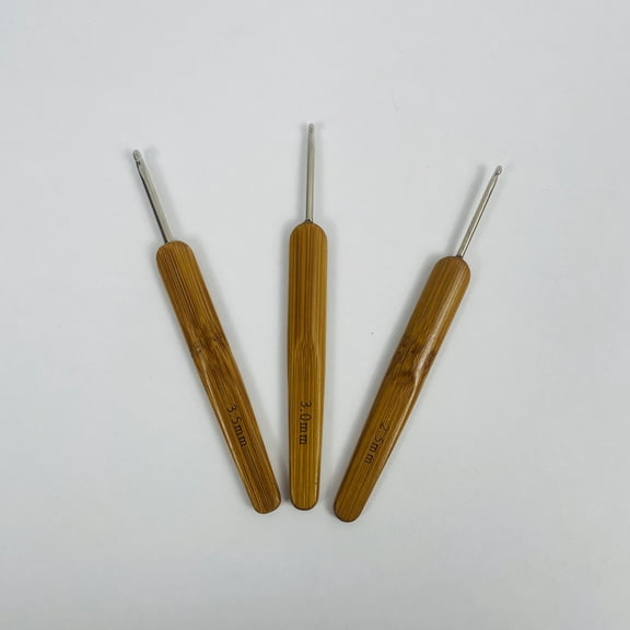 Threadray 3 Pack Crochet Needles 2.5 mm 3.0 mm 3.5 mm Needle Tip Needle Tool