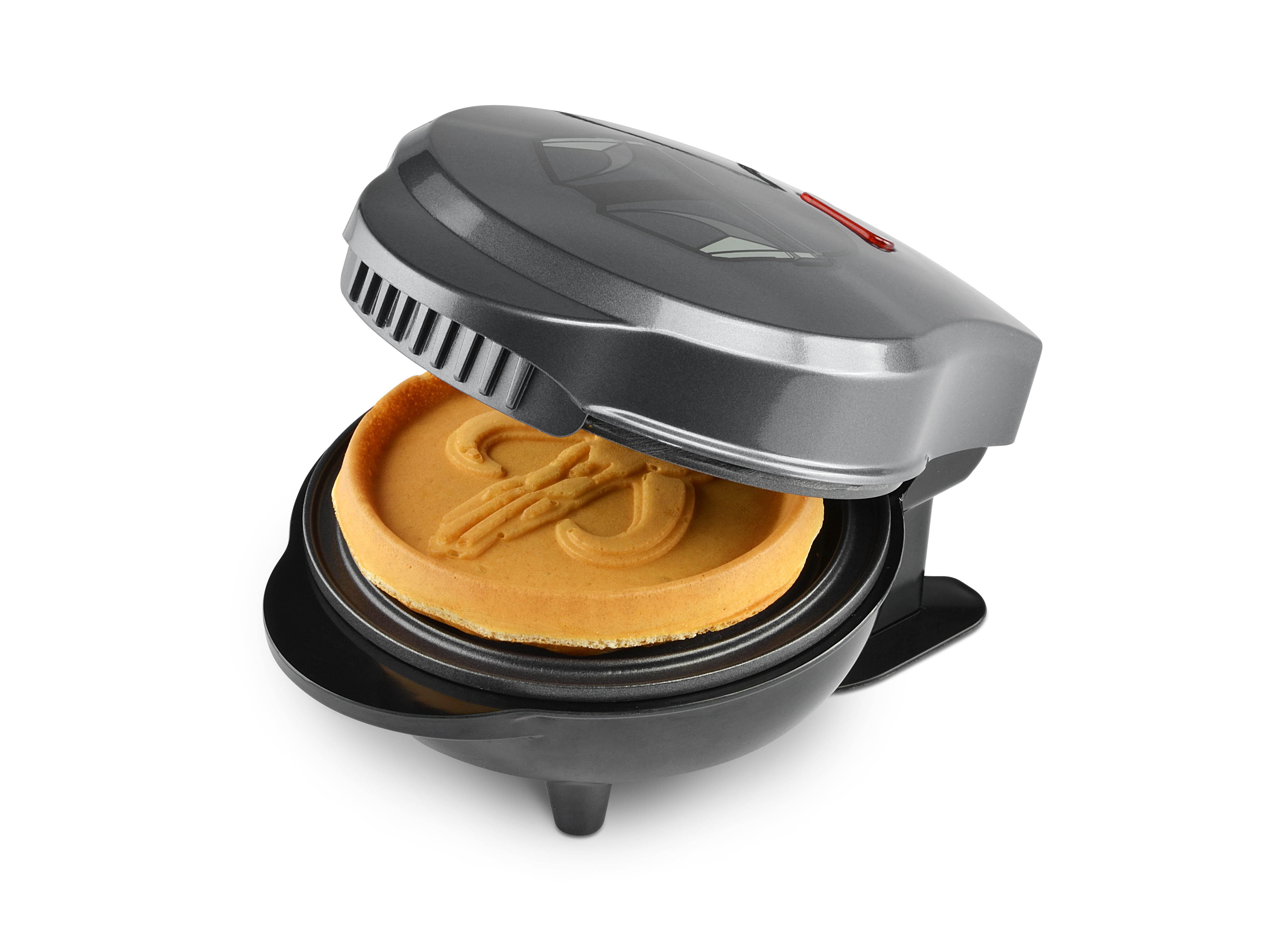 Star Wars LSW-46M The Mandalorian 4" Mini Waffle Maker, 4", Silver