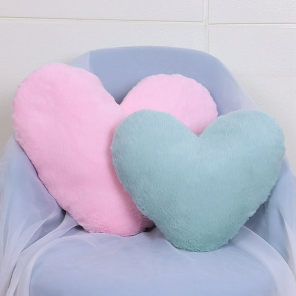Soft Heart Shaped Pillows, Heart Plush Cushion, Soft Shaggy Faux Fur Room Decor Throw Pillow for Couch Bed Women Valentine's Day Xmas Gift, 1PC