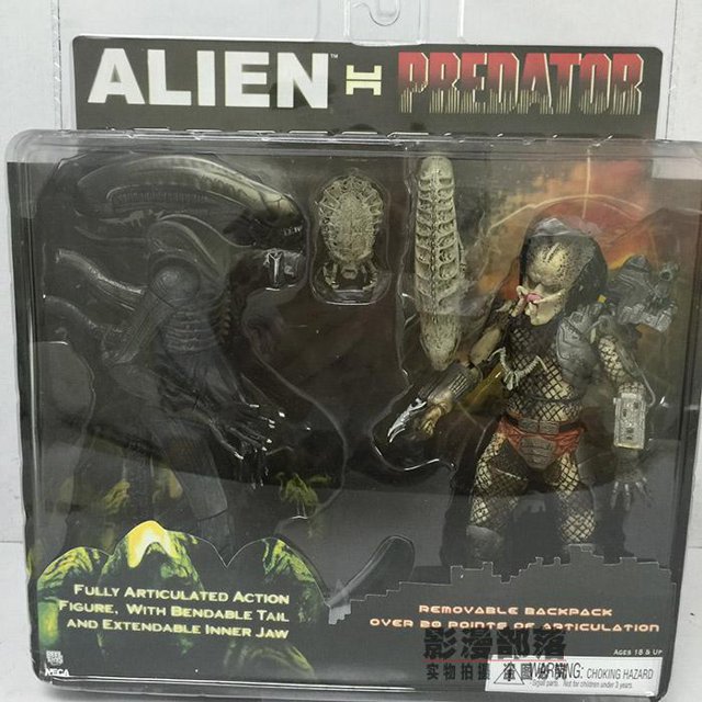 NECA Alien vs. Predator Set de 7 pulgadas Edición teatral 1979 Modelo móvil de Alien con cerebro transparente