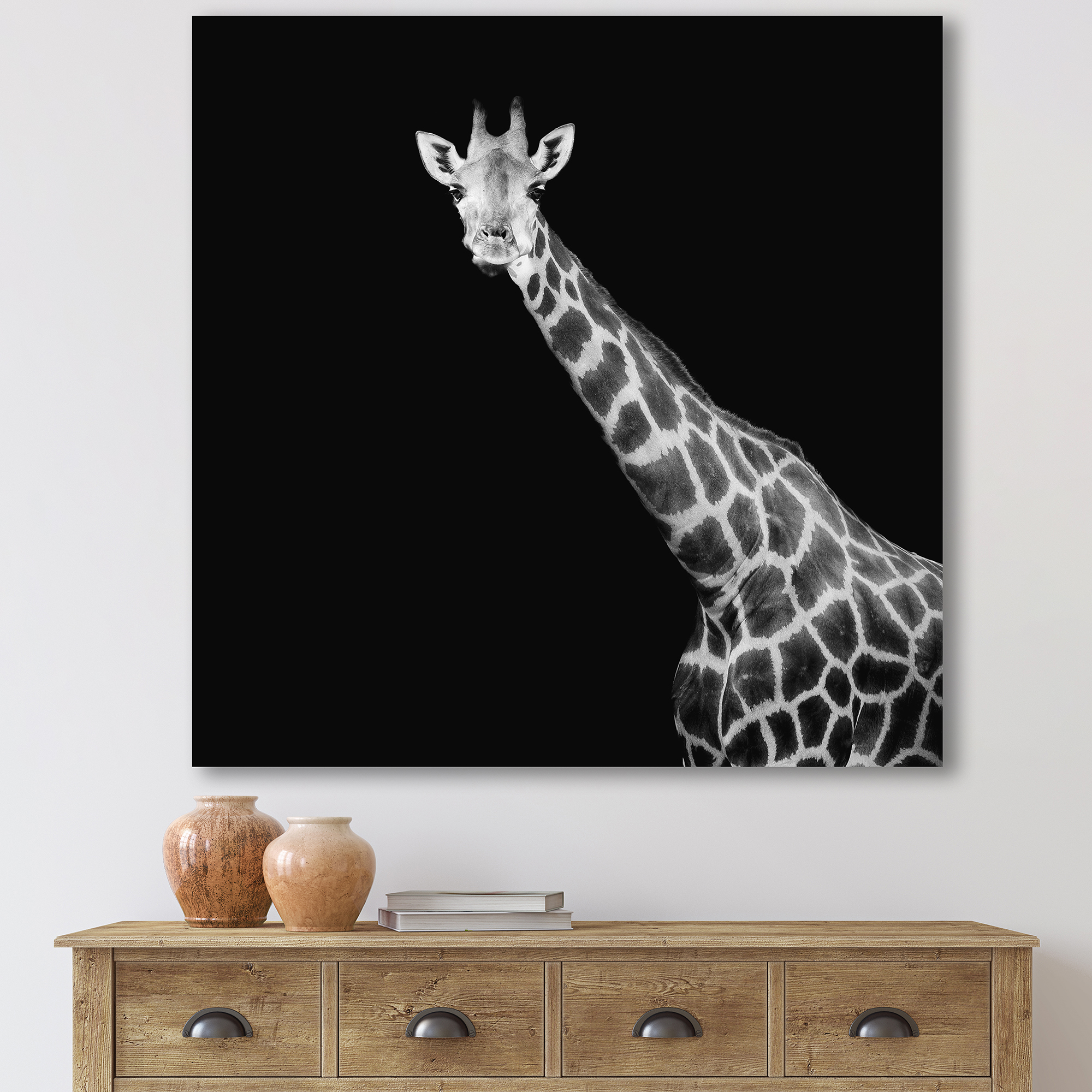 Designart ' Close Up Portrait Of A Giraffe On Black I ' Farmhouse Canvas Wall Art Print