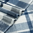 thumbnail image 2 of HOMETRENDS Luxury Plush Blanket, 2 of 3
