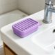 thumbnail image 4 of Jabonera de Silicona con Tapa, Autodrenante, para Baño y Cocina - Recipiente Antideslizante para Jabón En Barra con Tapa, Estuche de Viaje de Secado Rápido para Ducha, Camping y Caravana - 1 Unidad, 4 of 6
