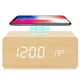 thumbnail image 3 of Reloj despertador digital de madera con carga inalámbrica, brillo ajustable y volumen de alarma (bambú), 3 of 5