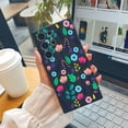 thumbnail image 4 of Destaca entre la multitud con fundas artísticas de flores y calaveras para iPhone de Apple, 4 of 4