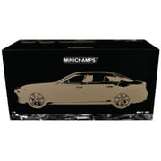 BMW i7 Black and Red Metallic 1/18 Diecast Model Car by Minichamps