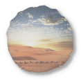 thumbnail image 1 of Coussin Rond Décoratif Ciel Bleu Route de Soie Camel Désert, 1 of 3