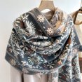 thumbnail image 4 of Bufandas de cuello de otoño e invierno 2023, bufandas con flores, bufandas tipo babero, bufandas cálidas para mujeres y hombres, chal elegante, bufandas de Europa y América, hijabs de moda con borlas, 4 of 5