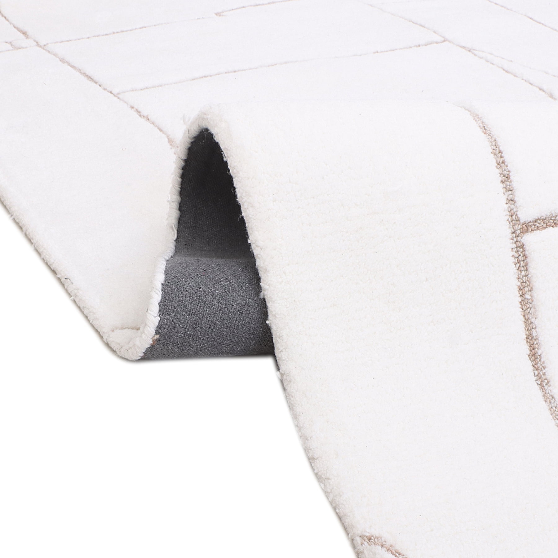 Better Homes & Gardens White Dharra Runner Rug 2.5x8 Hand Tufted Polyester