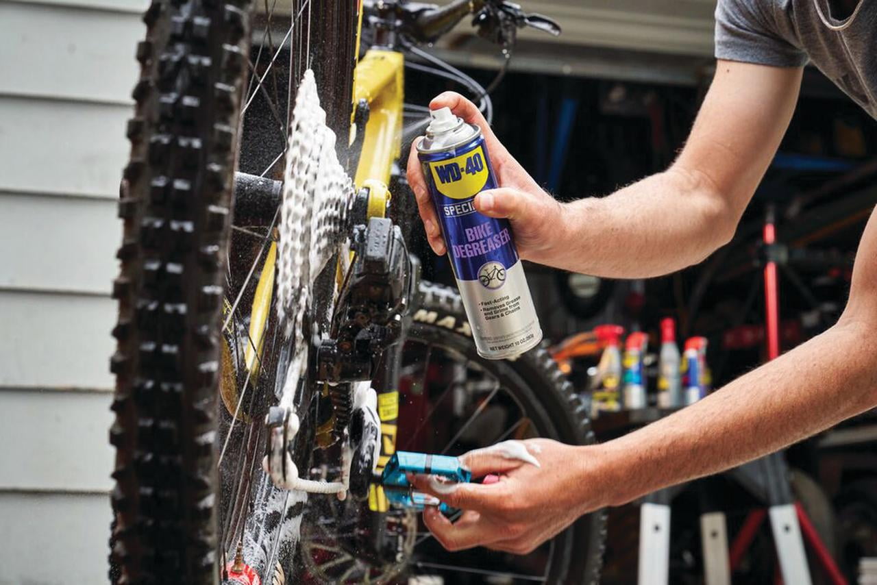WD-40 Bike Chain Cleaner and Degreaser – Bicycle Patrol Outfitters