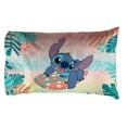 thumbnail image 3 of Lilo & Stitch Ambiance Insulaire Taie d'Oreiller Standard Réversible, 3 of 3