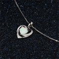 thumbnail image 3 of Collar con colgante de corazón de ópalo incrustado, collar con colgante para chica con personalidad, joyas de moda para mujer, 3 of 4