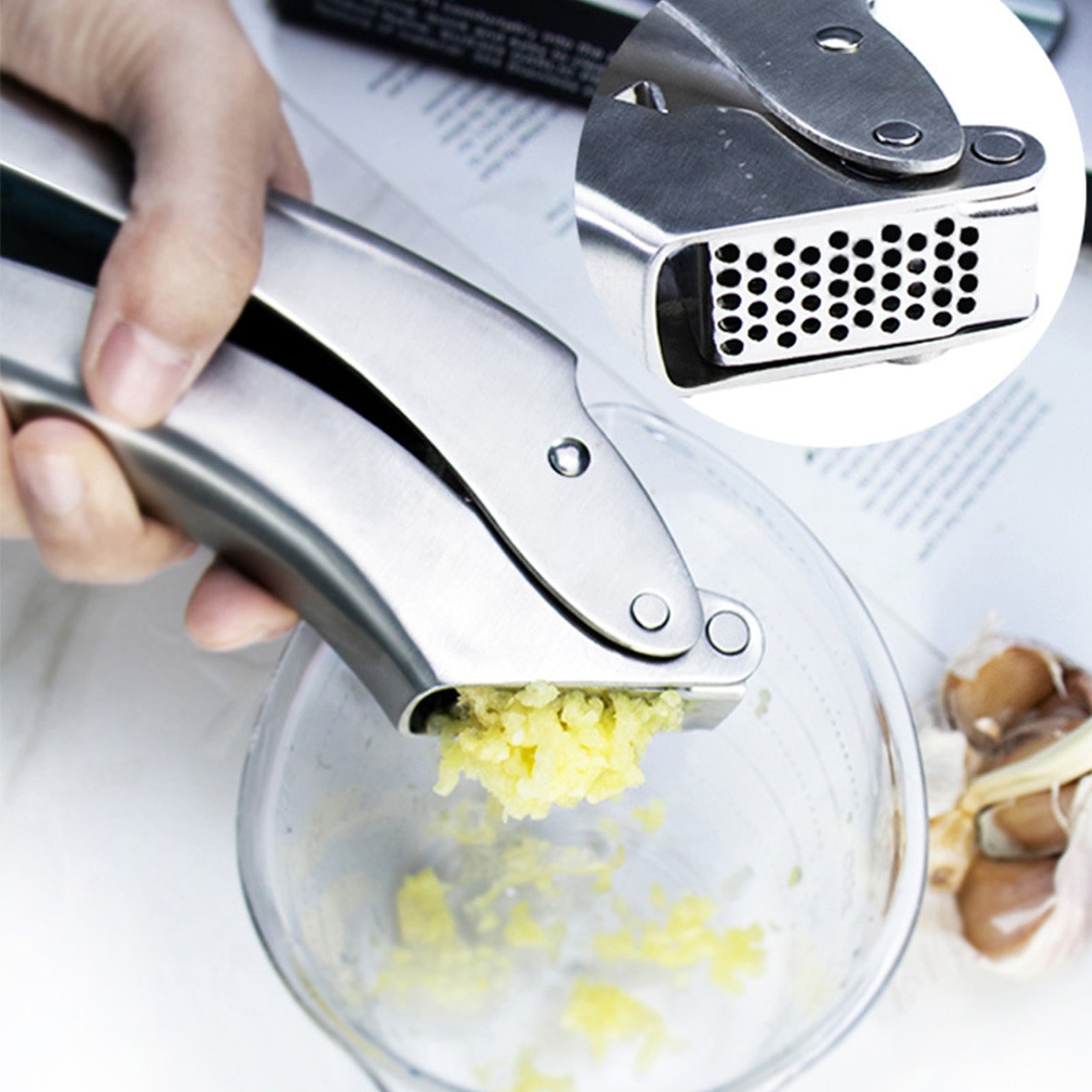1x No Peeling Required Stainless Steel Garlic Press with Detachable Handle for Fine Mincing - Rust-Proof,Dishwasher Safe Garlic Crusher,Stainless Steel Mincer,Crusher & Brush Set,Easy to Clean,Silver