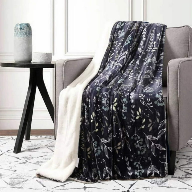 Life Comfort Ultimate Faux Fur Throw 60 x 70 Blue