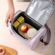 thumbnail image 4 of Bolsa de Almuerzo Grande Térmica para Mujer/Hombre con Correa Ajustable de Hombro, 4 of 12