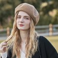 thumbnail image 1 of RV Boina francesa mujer otoño e invierno vintage gorro pintor pelo grande (camel) brillar Electrónica, 1 of 5
