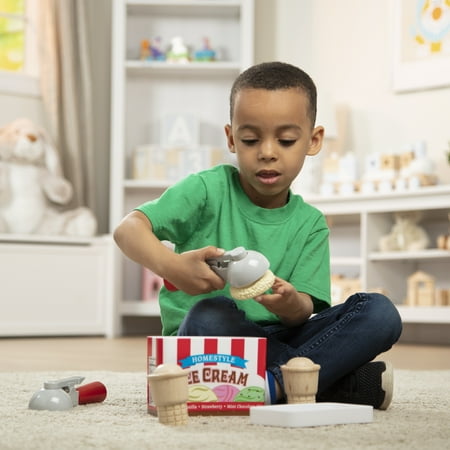 Melissa & Doug Scoop and Stack Ice Cream Cone Magnetic Pretend Play Set