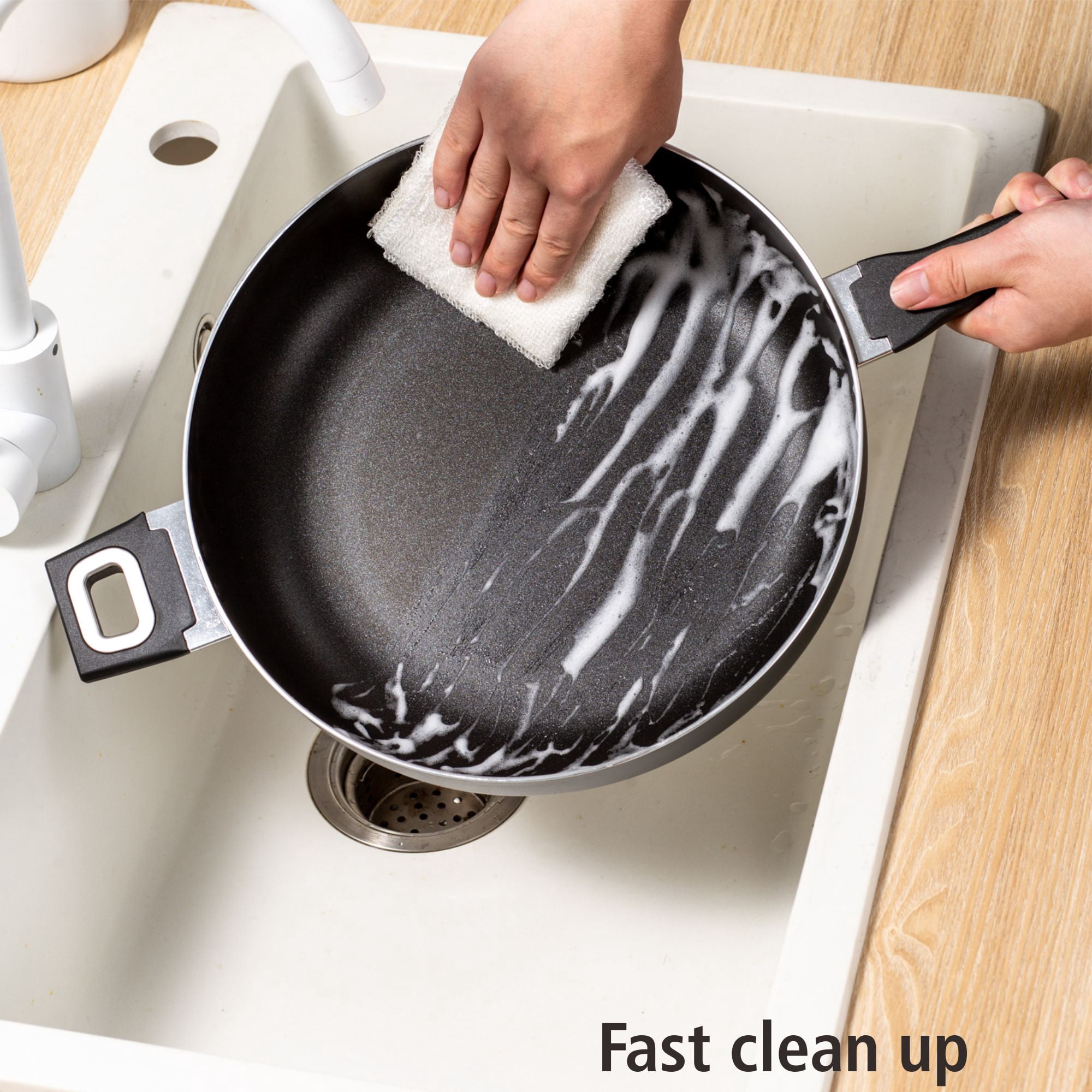 Mainstays Aluminum Nonstick Jumbo Aluminum Cooker Skillet