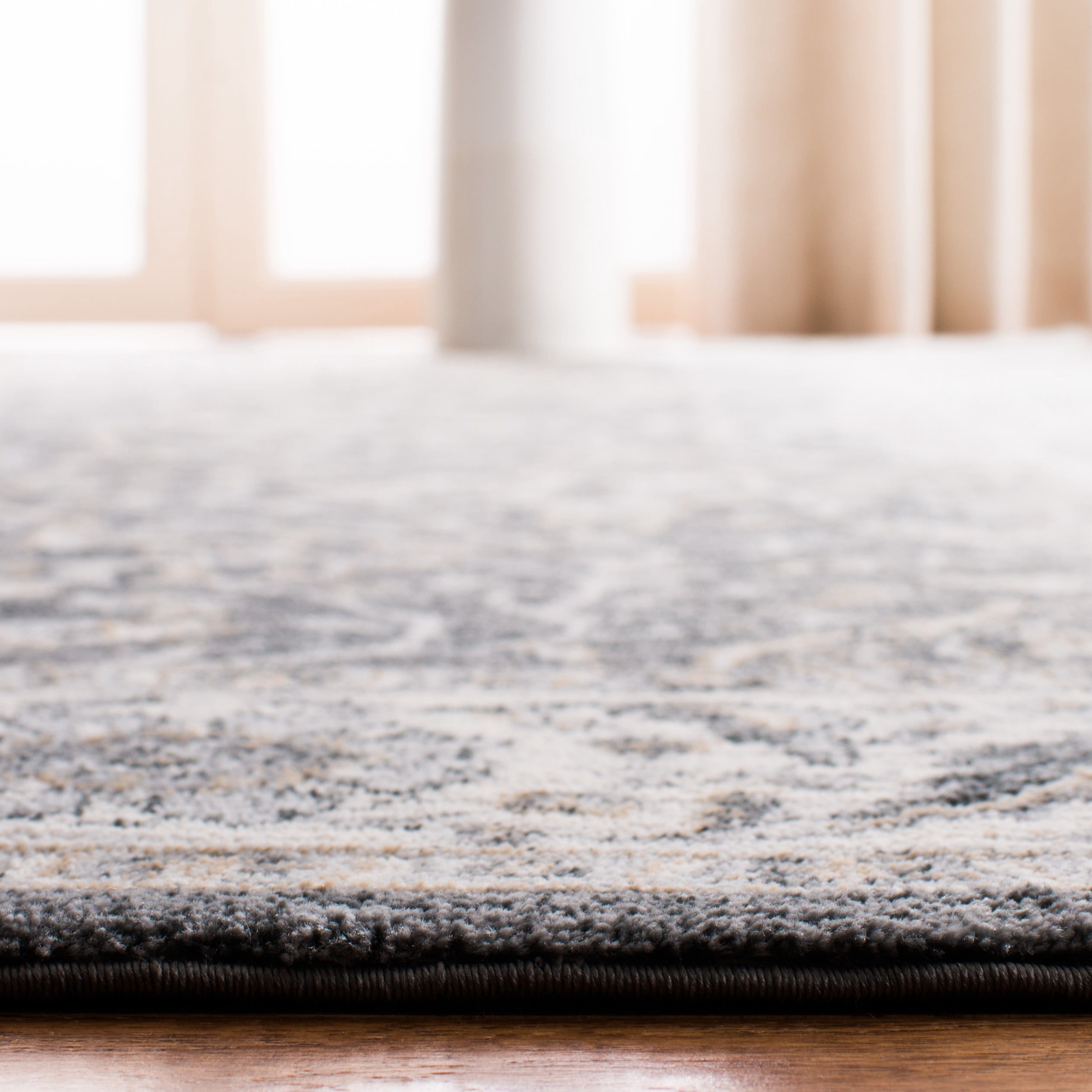 SAFAVIEH Isabella Kuzman Oriental Area Rug, Grey/Dark Grey, 9' x 12'