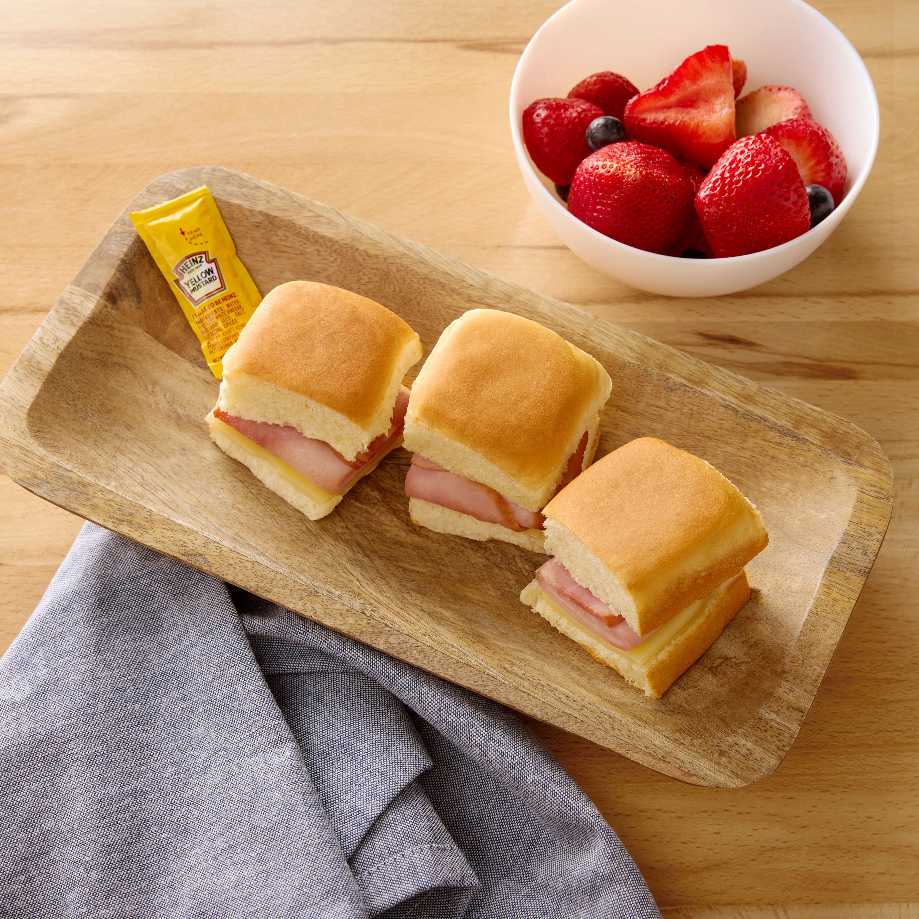 Taylor Farms Ham & Swiss Sandwich Sliders, 3 Count, 5.7 oz (Fresh)