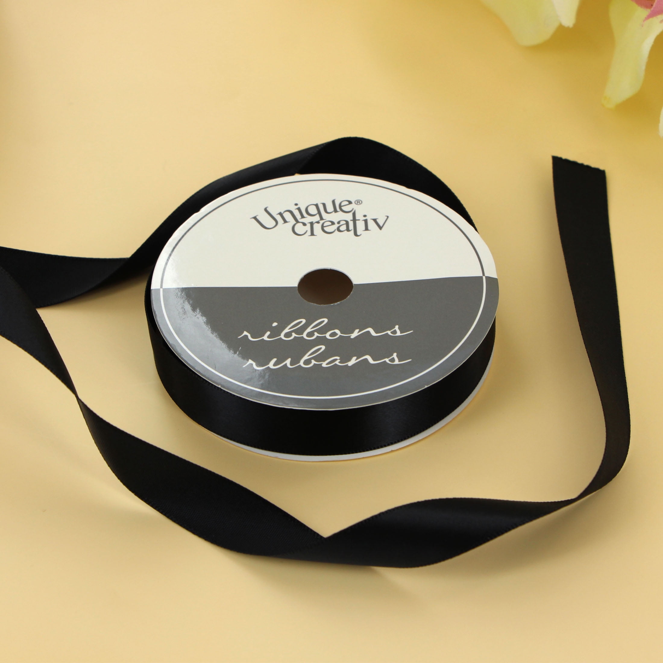 UNIQUE CREATIV, Ribbon, Single Face Satin, Black, 100% polyester, 15mm x 5.5m (⅝" x 6 yds)