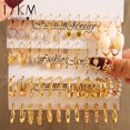 thumbnail image 2 of Juego de pendientes de aro de mariposa de 17KM, pendientes colgantes huecos de corazón para mujer, pendientes de tuerca de Color dorado y metálico, joyería de moda 2022 Dengxun unisex, 2 of 2