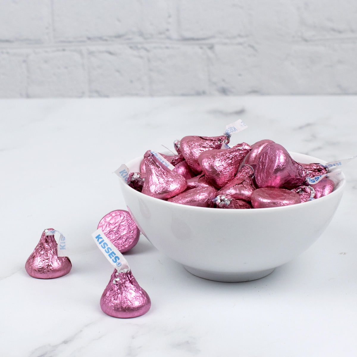 90 Pcs Pink Candy Hershey's Kisses Milk Chocolates