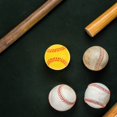thumbnail image 2 of 4 pelotas de entrenamiento de espuma de poliuretano para jugadores adolescentes de softbol., 2 of 7