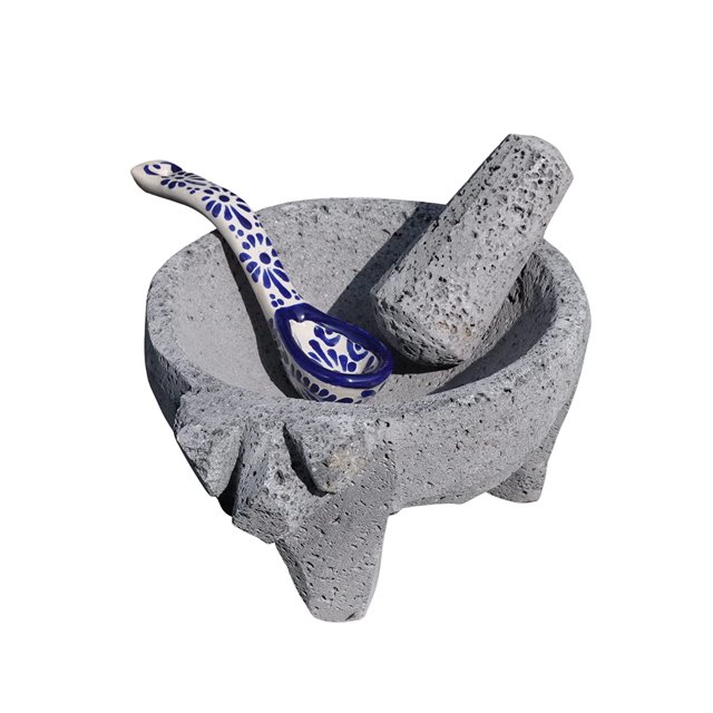 Molcajete de Piedra Volcanica Pitzotl con forma de cochinito Incluye tejolote y Cuchara de Talavera Poblana CEMCUI Molcajete pitzotl en forma de cochinito, incluye tejolote y cuchara de Talavera Poblana