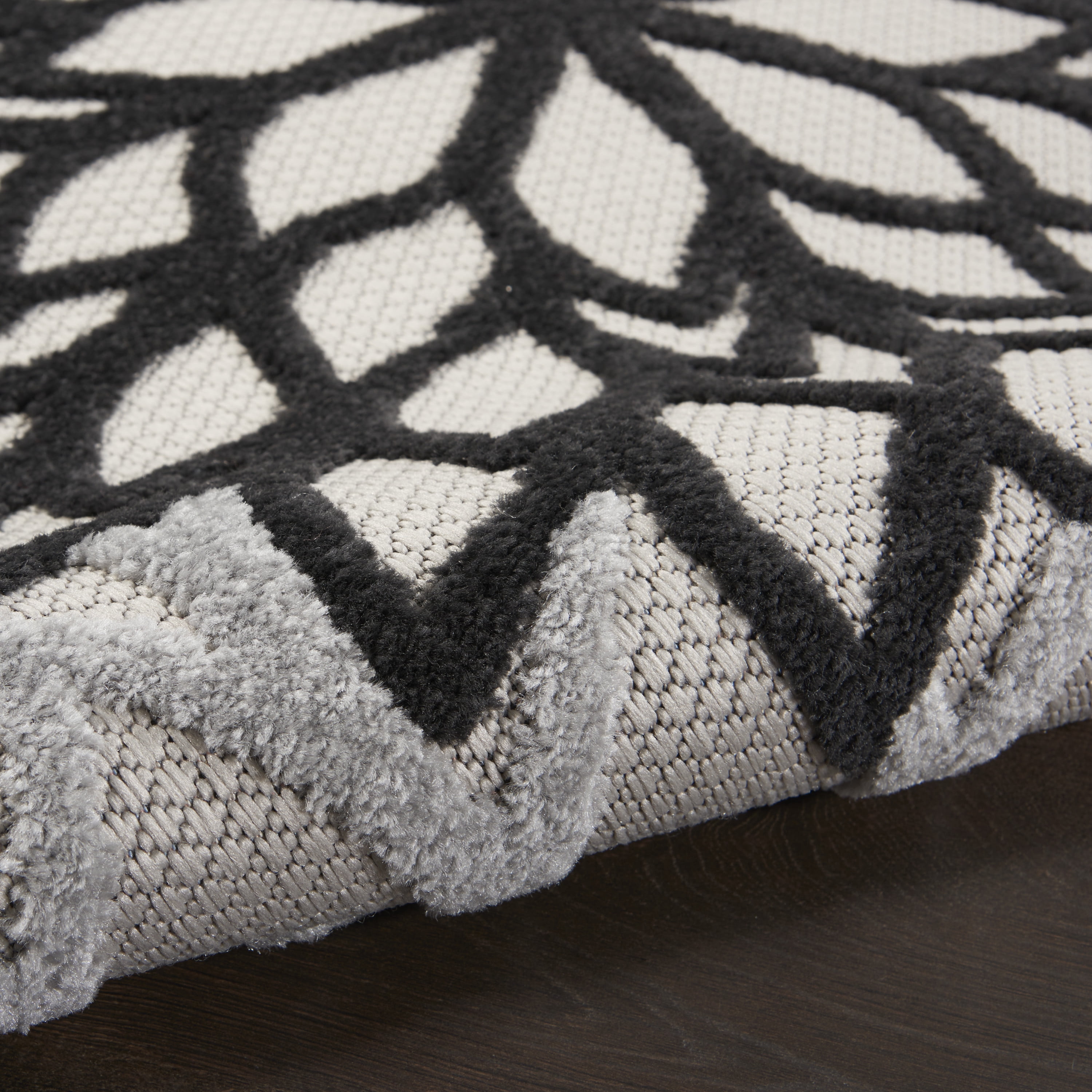 Nourison Aloha Indoor/outdoor Floral Black White Area Rug