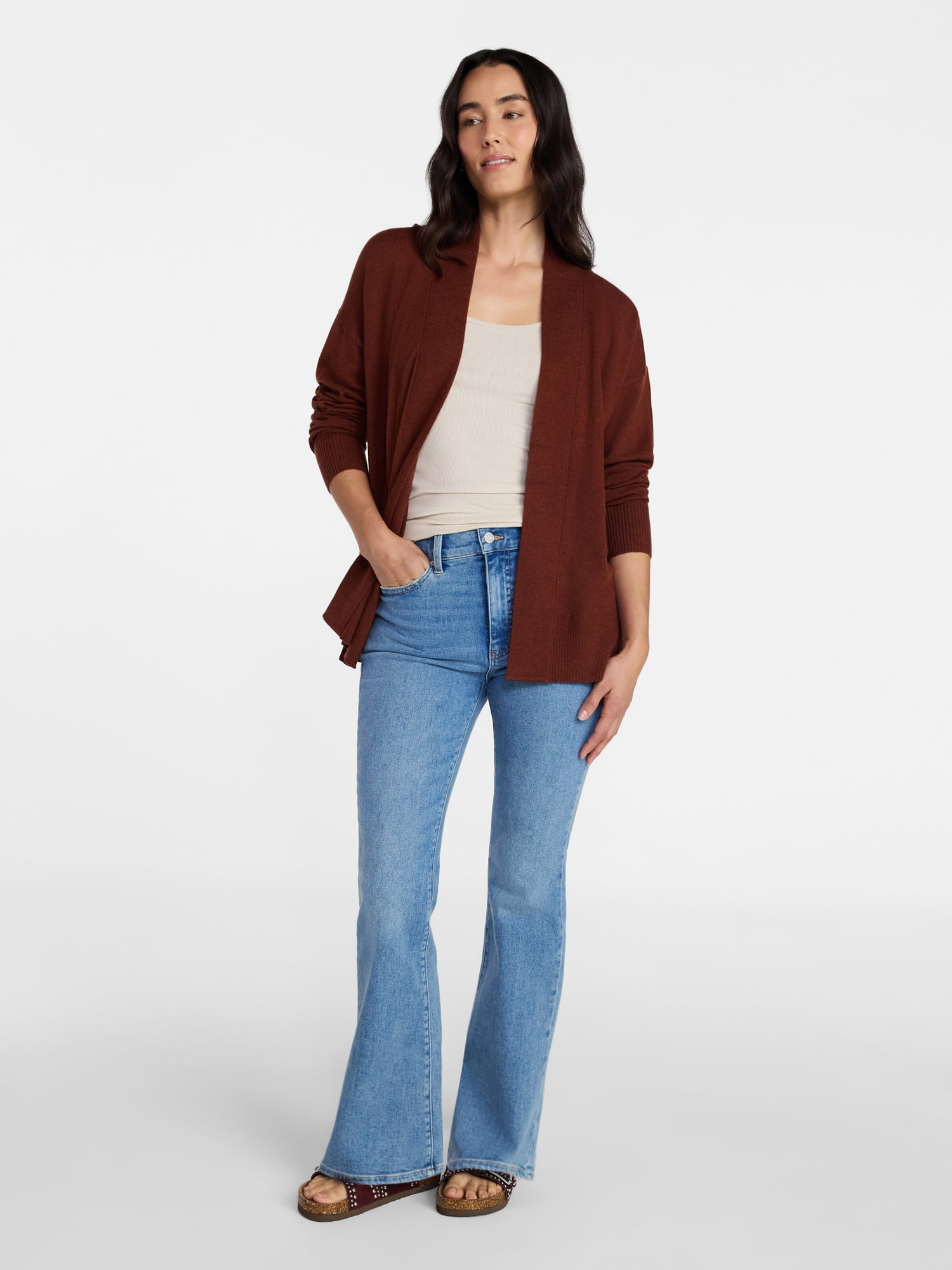 Time and Tru Women's and Women's Plus High Rise Flare Jeans, 31" Inseam Regular, Sizes 0-22