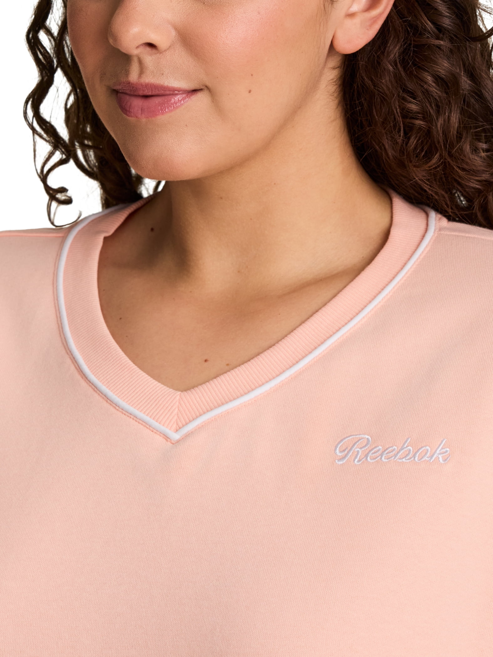 Reebok Courtside Oversize Meet & Greet Crew, Sizes XS-4X