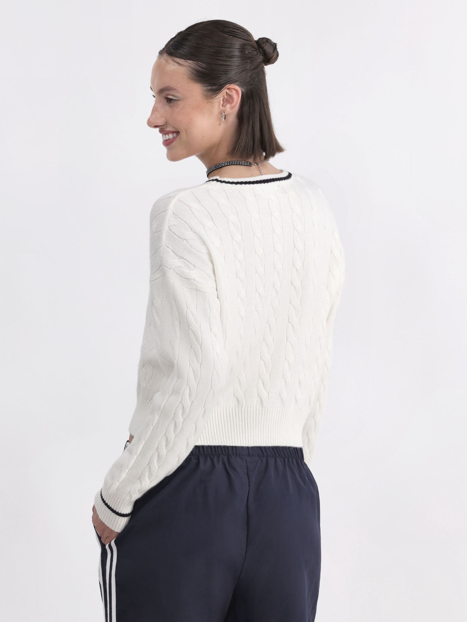 No Boundaries Cable Pullover Sweater, Women's