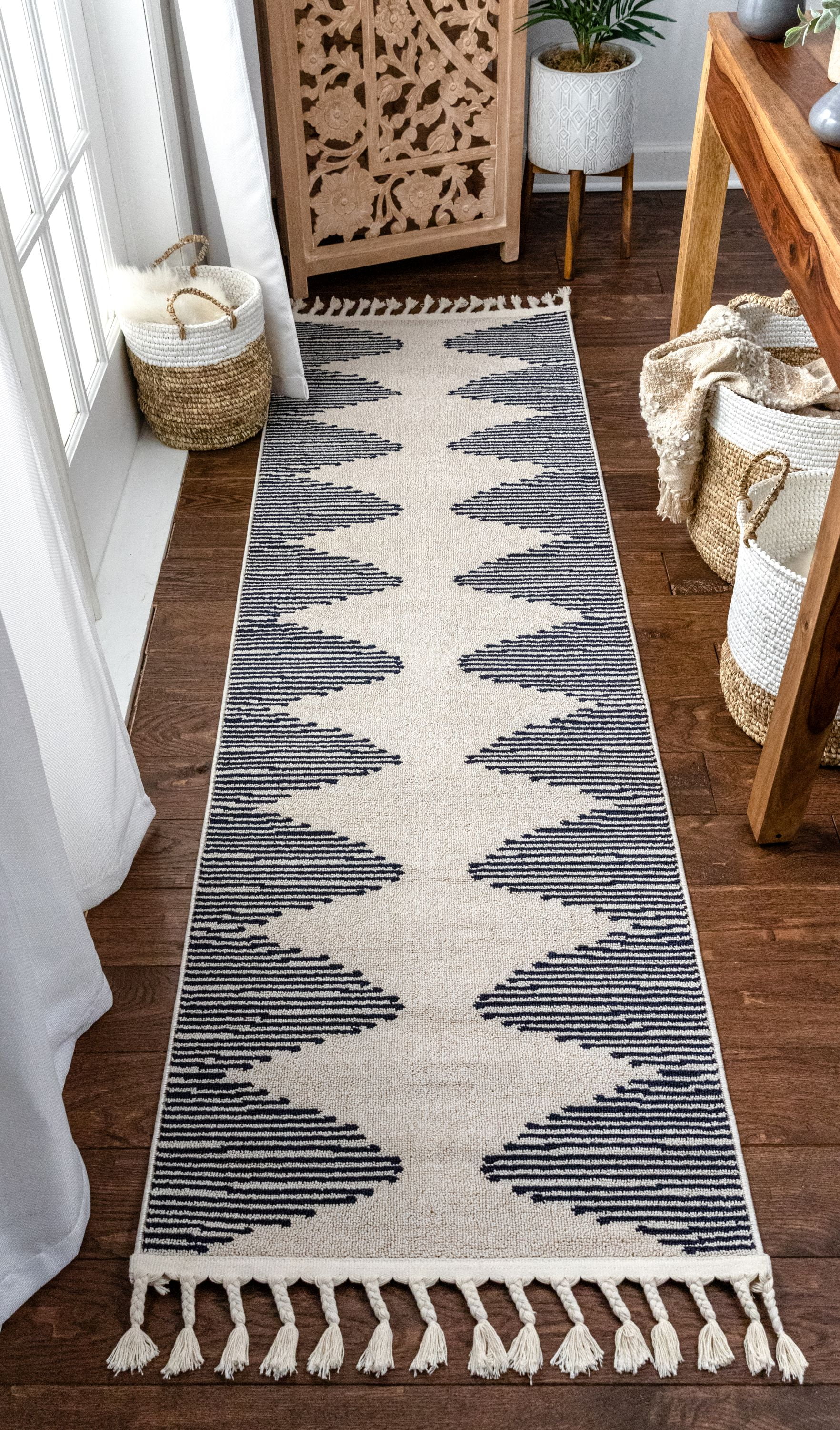 Well Woven Zella Ivory Tribal Diamond Medallion Area Rug