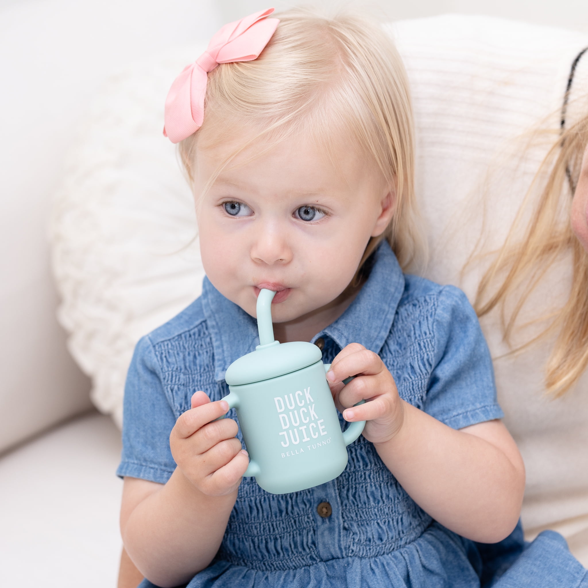 Duck Duck Juice Silicone Starter Straw Cup, 4 oz