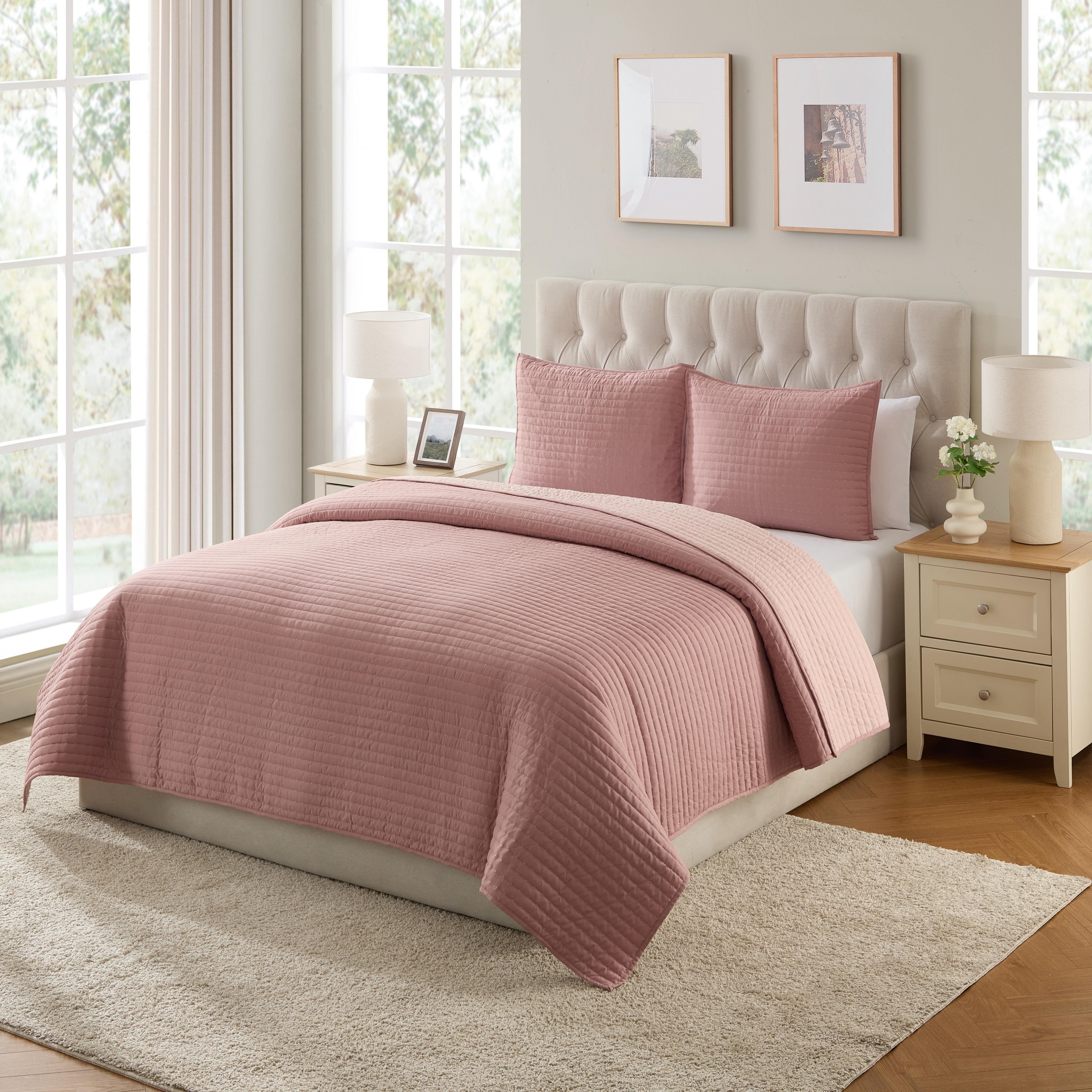 VCNY Home Embroidered 3-Piece Rose Pick Stitch Microfiber Quilt Set, Full/Queen