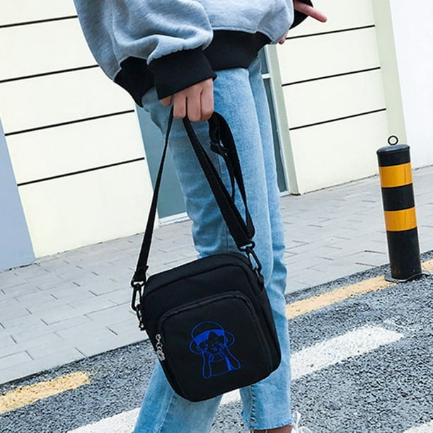 DAVIDJONES Small Crossbody Bag for Women, Vegan Leather Lightweight Chain  Shoulder Handbag Cell Phone Wallet Purses, Beigeprint, S, Stylish Cute Chain  Crossbody Purse: : Fashion