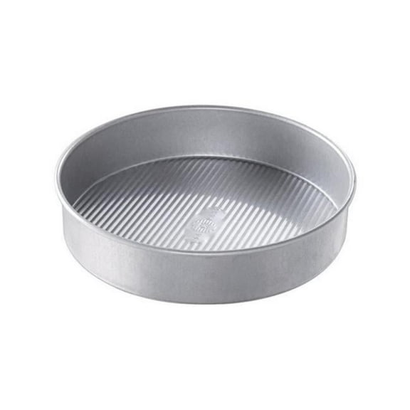 s 1070LC 7 in. Steel Round Cake Pan