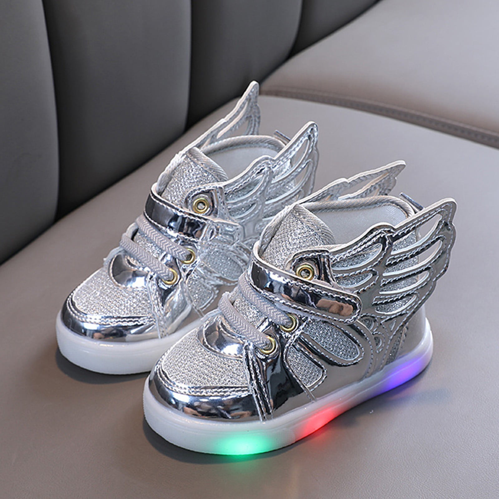 Baskets pour Filles en Solde Baskets Argentees Baskets Ailees Lumineuses pour Enfants Chaussures Unisexes pour Bebes et Tout Petits Chaussures de Sport a LED Coreennes pour Garcons et Filles Taille En...