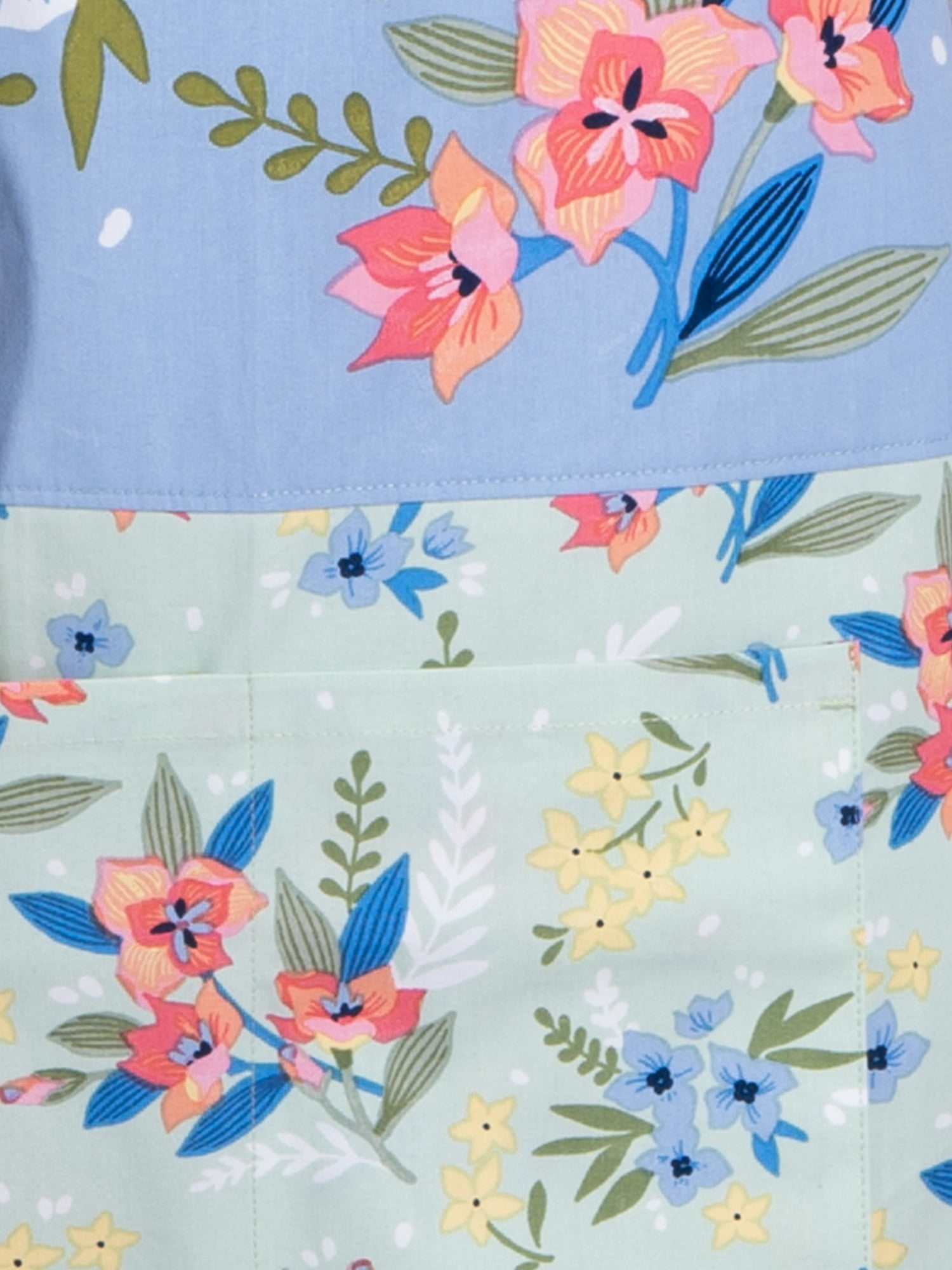 Mainstays Chef Kitchen Apron, 28" x 32" Floral Cotton Bib Apron with Pockets for Cooking, Baking, Gardening in Mint
