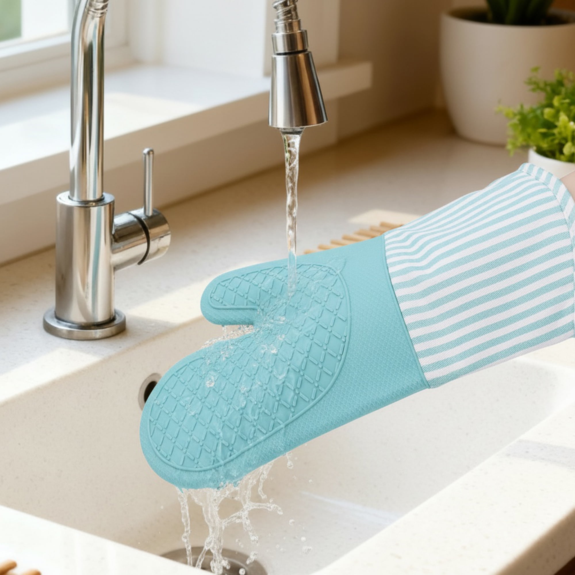 Unique Bargains 2pcs Soft Silicone Heat-Resistant Oven Mitts Cyan 13.4" x 7.3"
