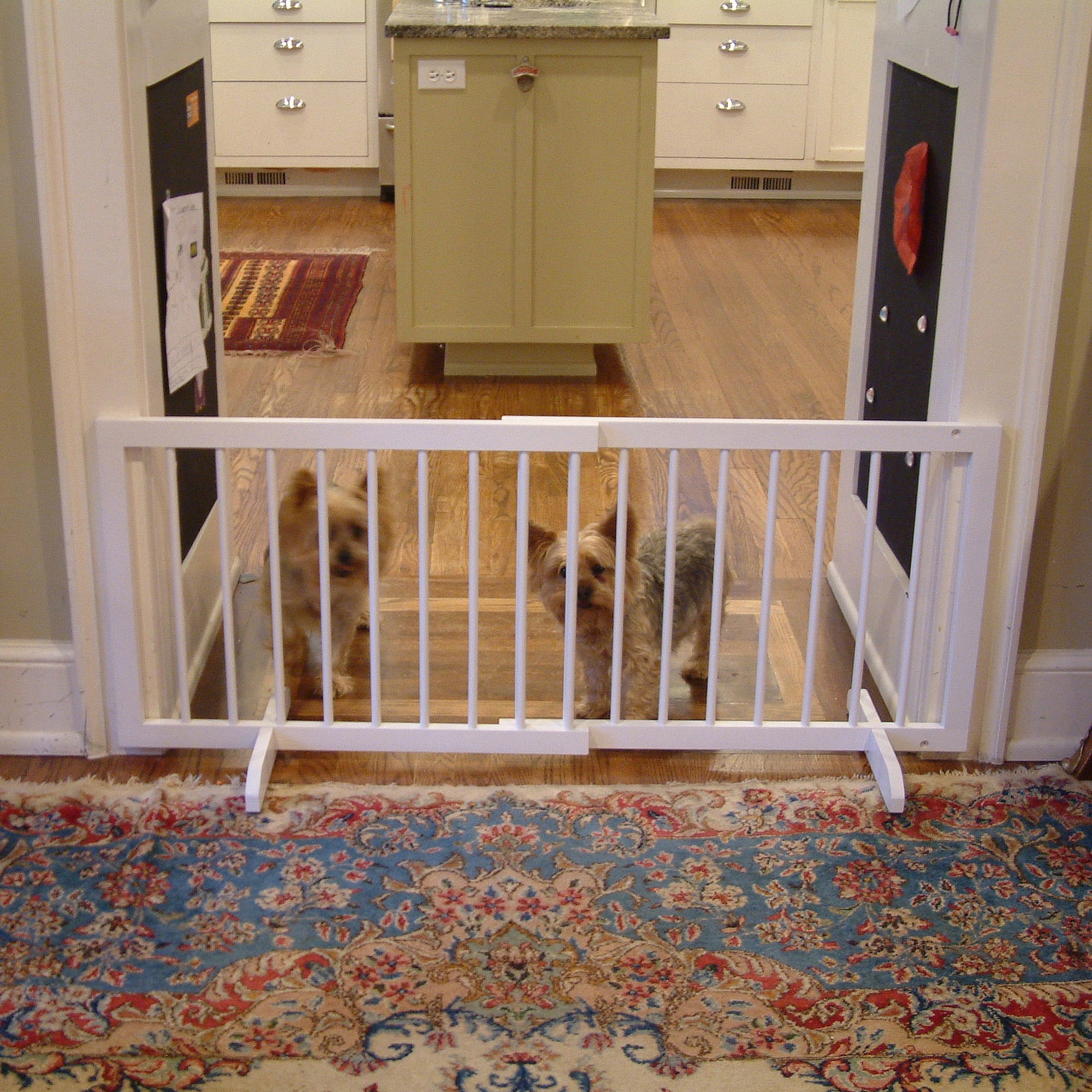 Cardinal Gates Step Over Dog Gate, 2851.75"W x 20"H