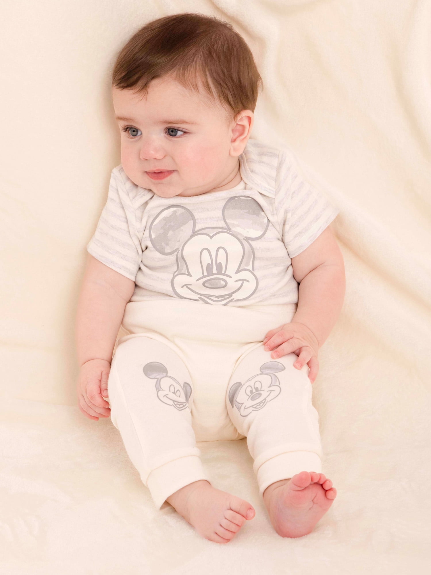 Disney Baby Wishes + Dreams Mickey & Friends Layette Shower Gift Set Bundle, 14-Piece, Sizes NB-12M
