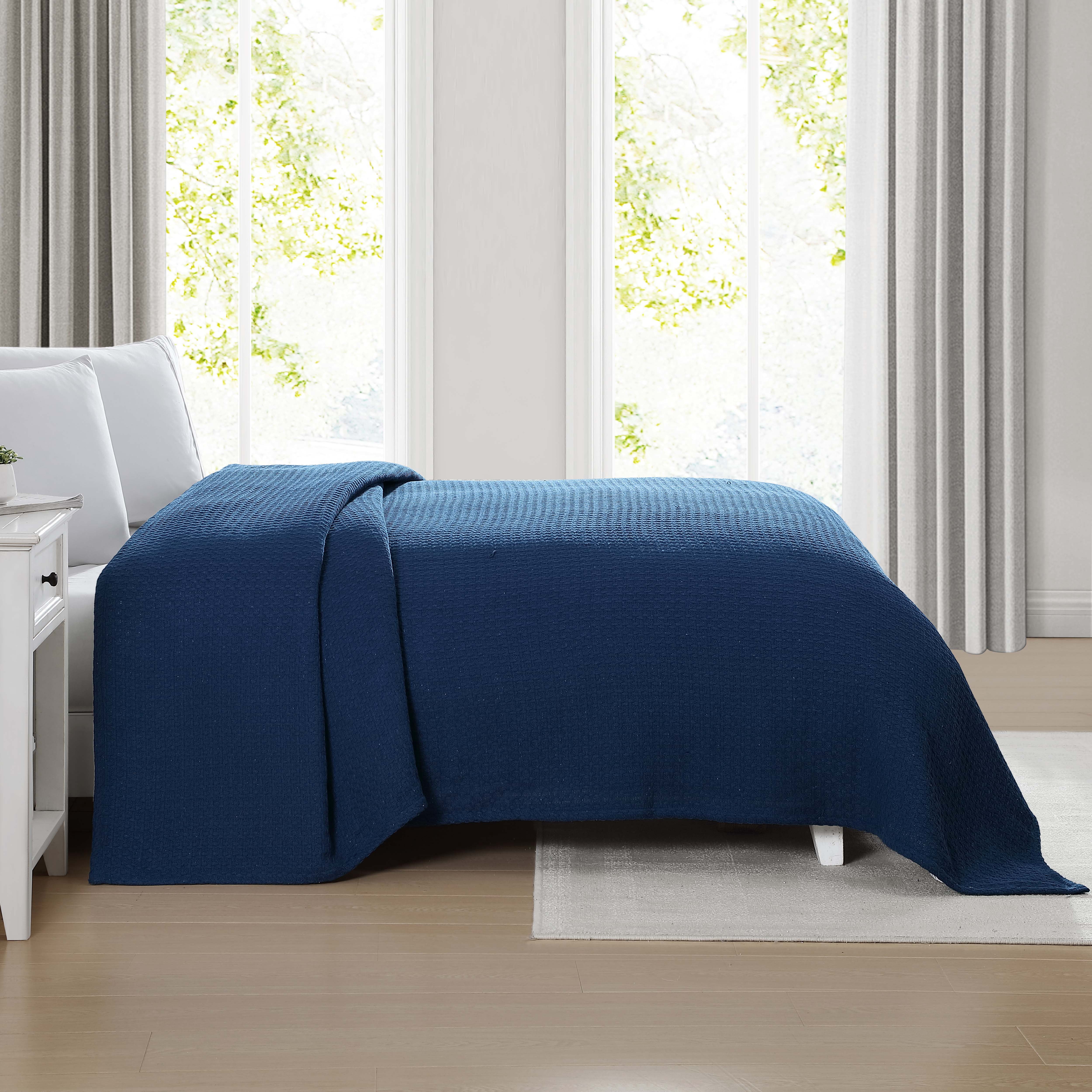 Beatrice Home Fashions, Grand Hotel Woven Cotton Blanket, Full/Queen, Navy